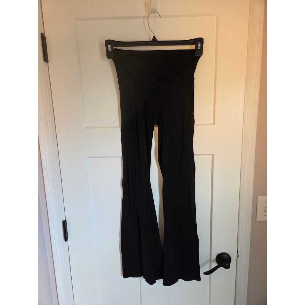 OFFLINE by Aerie Real Me Crossover Flare Leggings Black‎ Medium Short Yoga Pants
